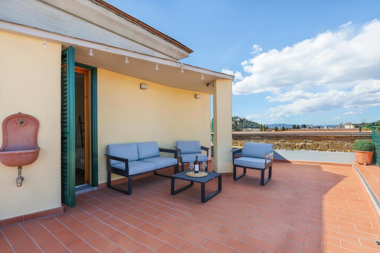 Апартаменты Penthouse With Big Terrace In Oltrarno Флоренция Экстерьер фото
