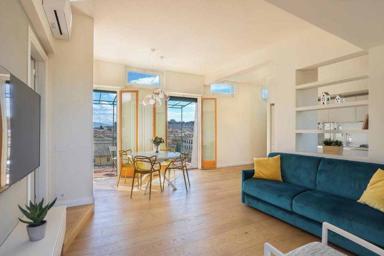 Апартаменты Penthouse With Big Terrace In Oltrarno Флоренция Экстерьер фото